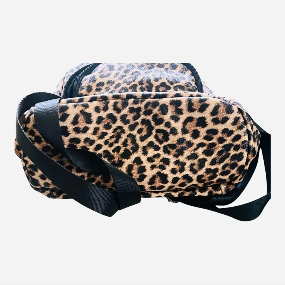 NWNT leopard print book bag backpack school bag side pockets zipper